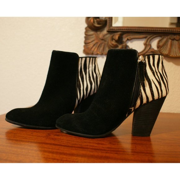 HOT Guess Boots!! ❤💥 - Picture 1 of 8